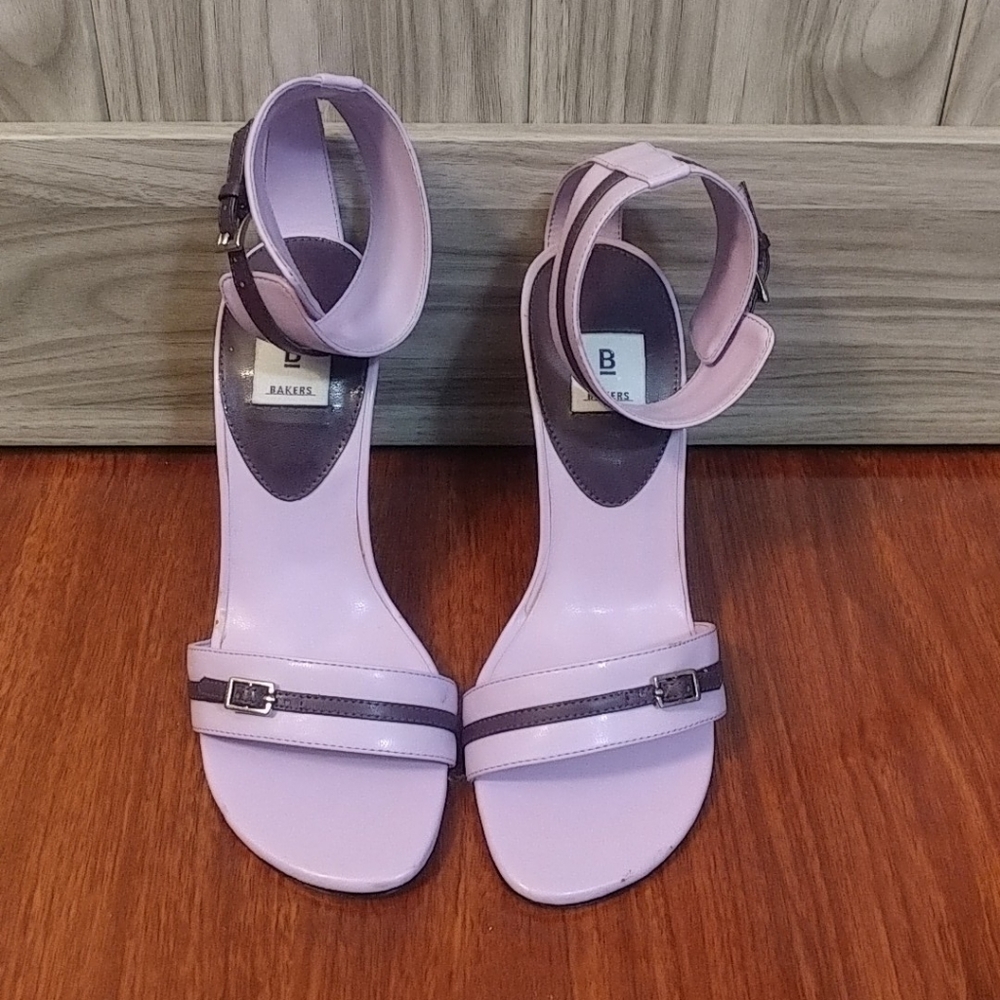 Ankle strap heels.  (Bakers Shoes)